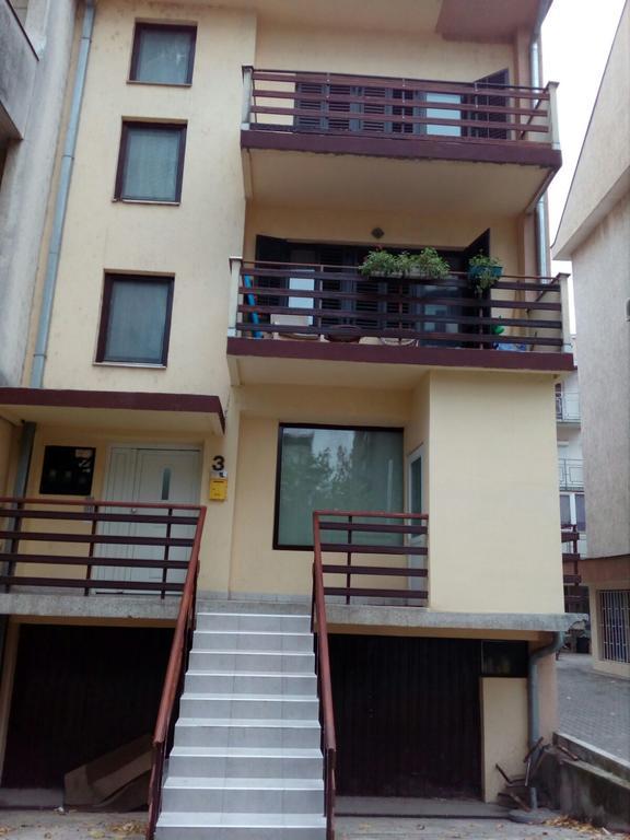 Apartment Viktor stan na dan Šabac Buitenkant foto